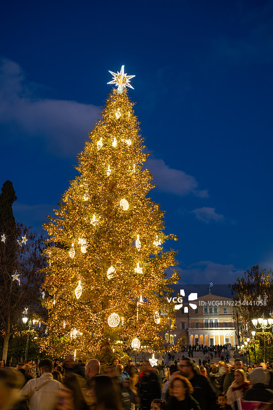 希腊雅典宪法广场的圣诞树图片素材