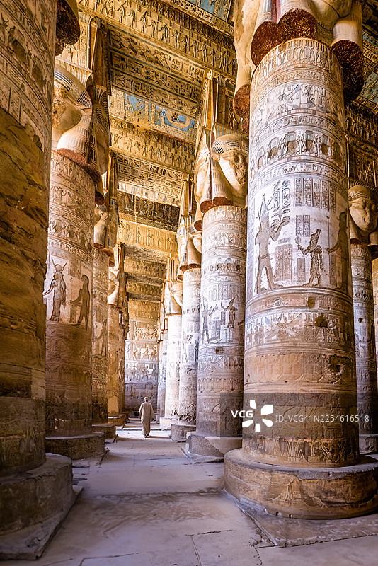 埃及丹德拉神庙内部图片素材
