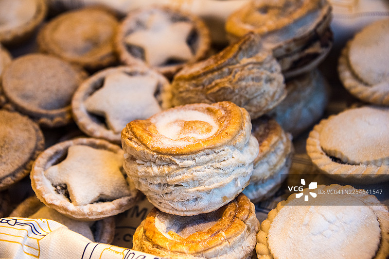 特写展示的英式肉馅饼图片素材