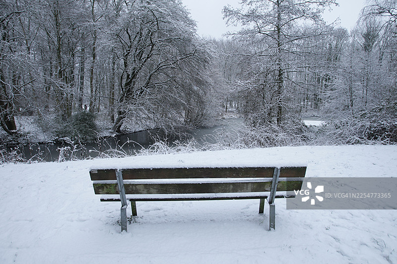 阿姆斯特丹冬季降雪图片素材