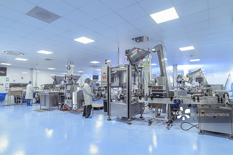 制药厂的药品包装生产线图片素材