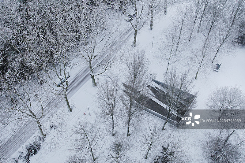阿姆斯特丹冬季降雪图片素材