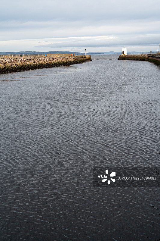奈恩港入口图片素材