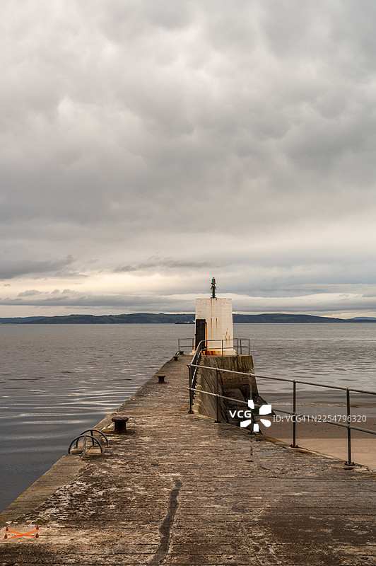 莫瑞湾的秋天，内恩。图片素材