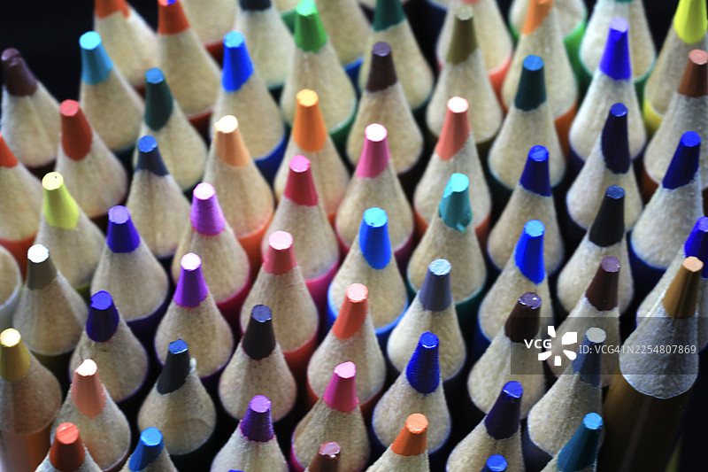 彩色铅笔图片素材