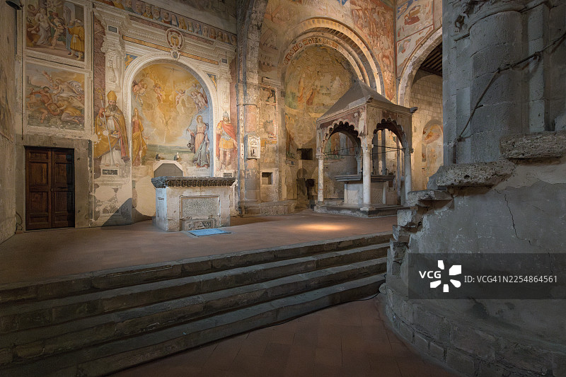 圣彼得罗教堂，托斯卡纳图片素材