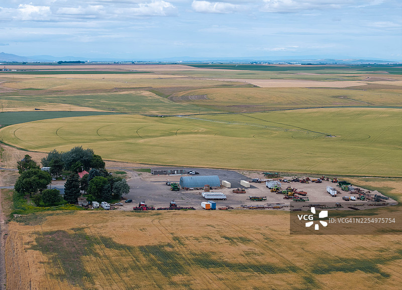 华盛顿州圆形农田的俯瞰航拍视角图片素材