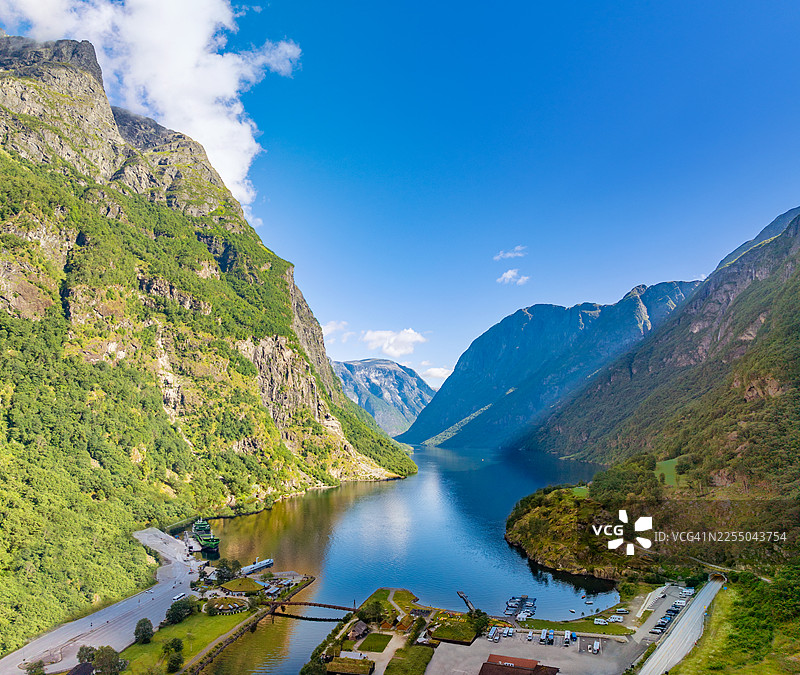 挪威古德旺恩纳柔伊峡湾航拍峡湾山谷风光图片素材