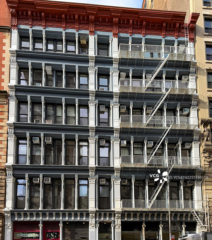 纽约百老汇的铸铁阁楼建筑图片素材