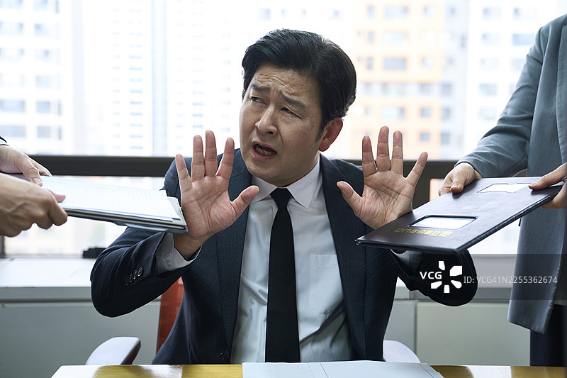 白领，办公室，商务，许可证，工作场所，报告，工作报告，精疲力竭，疲劳，压力，拒绝图片素材