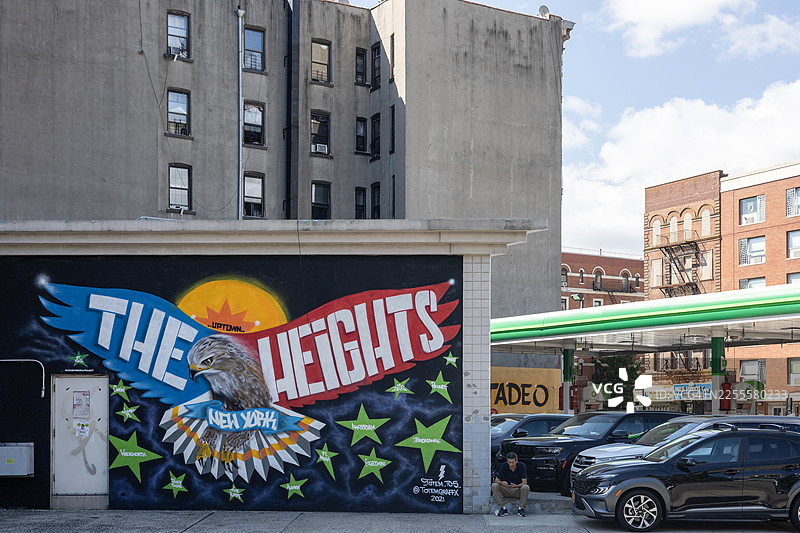 纽约华盛顿高地社区壁画与城市街景图片素材