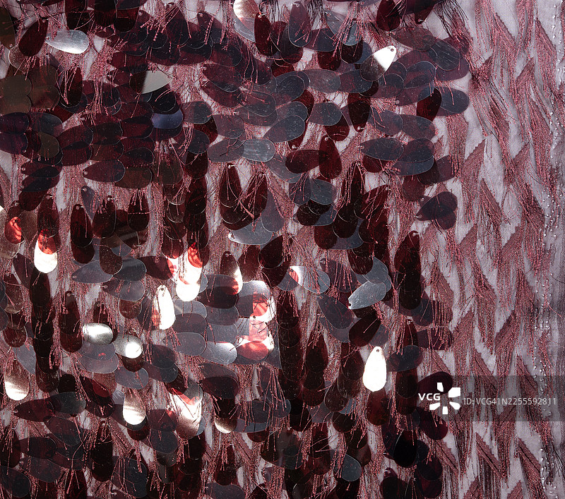 带有闪光设计的蕾丝，白色，闪亮有光泽。图片素材