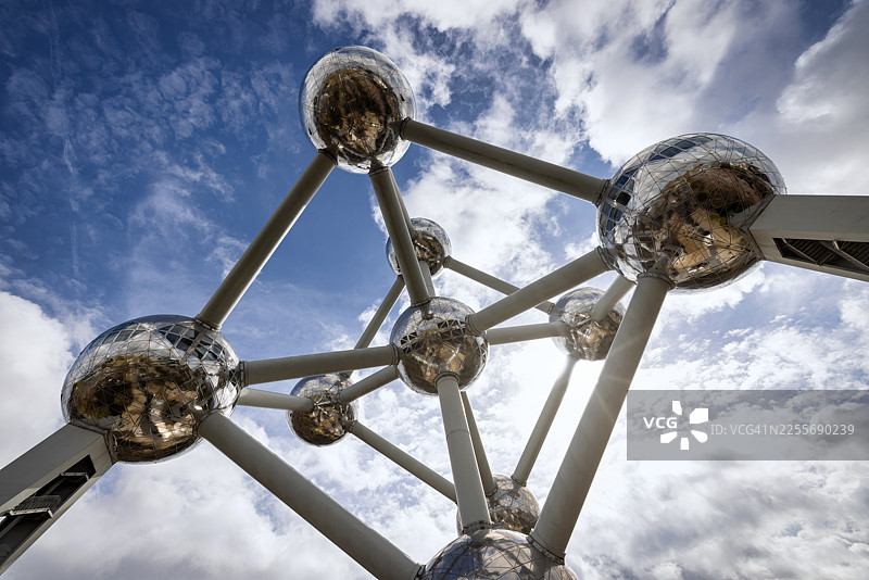 比利时布鲁塞尔的原子球塔图片素材