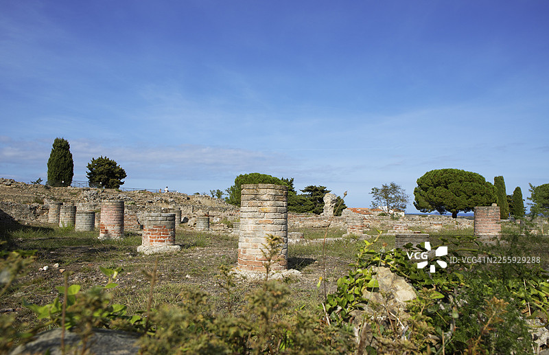 法国科西嘉岛上科西嘉上省阿莱里亚罗马考古遗址，地中海图片素材