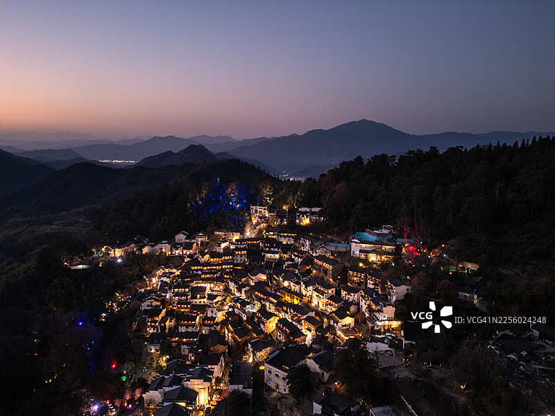 中国黄陵的壮丽日落图片素材