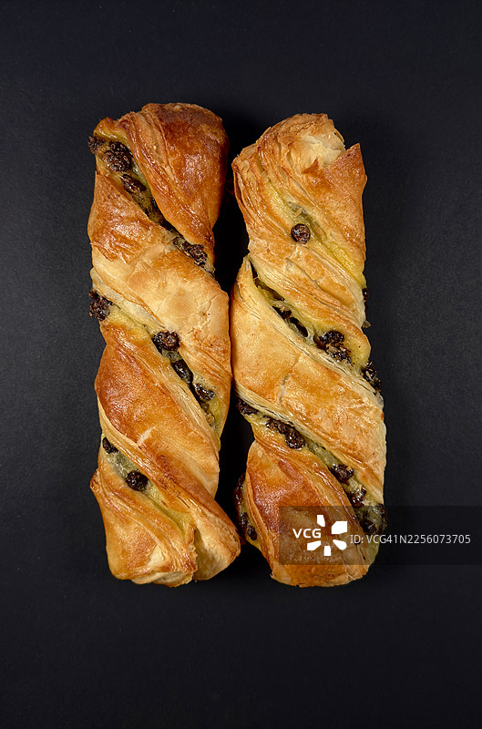 巧克力酥皮扭扭棒图片素材