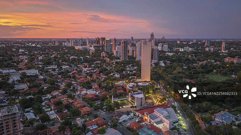 亚松森市中心日落景观图片素材