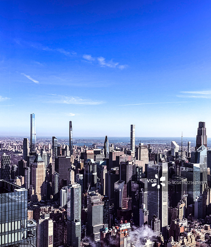 纽约曼哈顿中城的超级高层建筑和摩天大楼图片素材