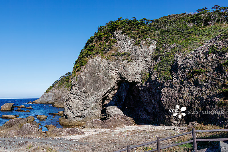 奥拉海滩。有一处形似马头的岩石构造。图片素材