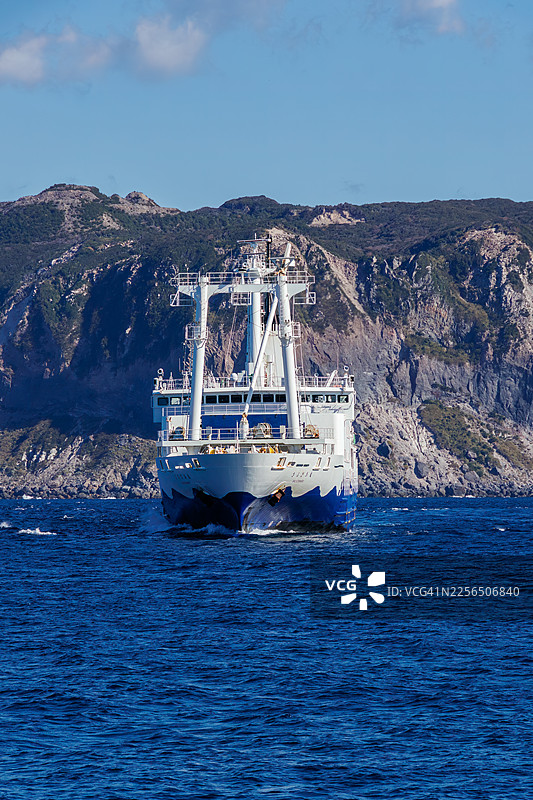 东海汽船的“Salvia Maru”号从神津岛抵达。图片素材