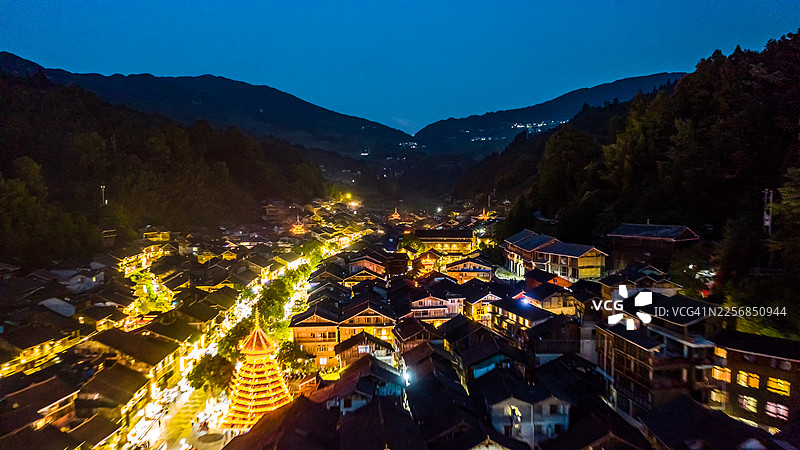 中国贵州肇兴侗寨，中国风古建筑图片素材