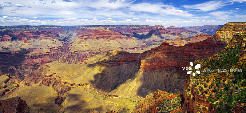 亚利桑那州大峡谷南缘马特 نقط (Mather Point) 的日落图片素材