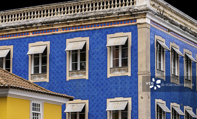 葡萄牙里斯本辛特拉的帕达里亚斯街老城区图片素材