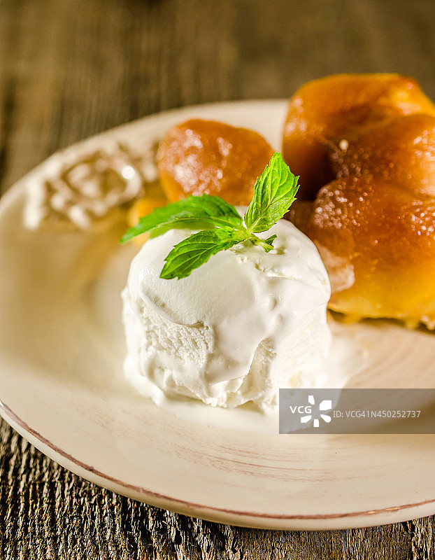 法式反烤苹果塔甜点图片素材