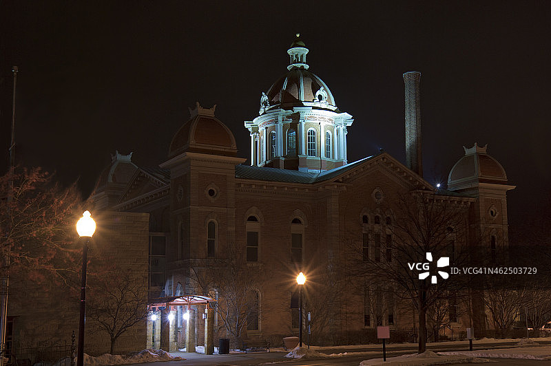 夜晚的黑斯廷斯市政厅图片素材