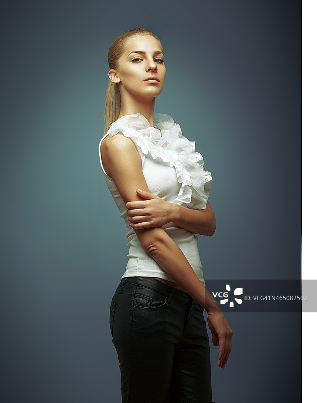 她很有个性图片素材