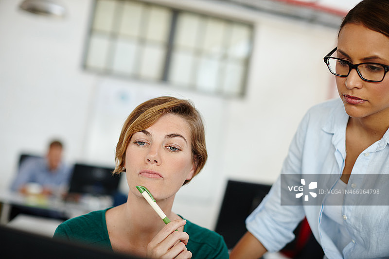 我在想……图片素材