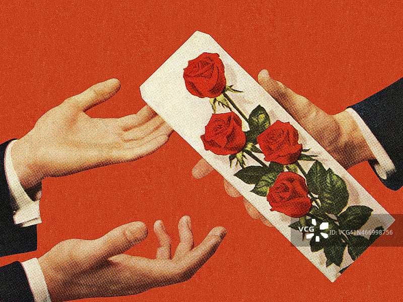 男人递给男人一盒玫瑰图片素材