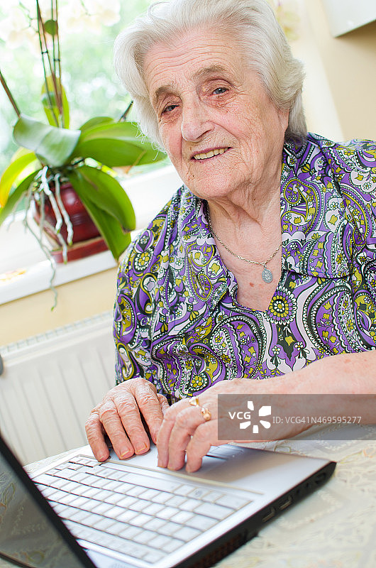 高级的女人图片素材