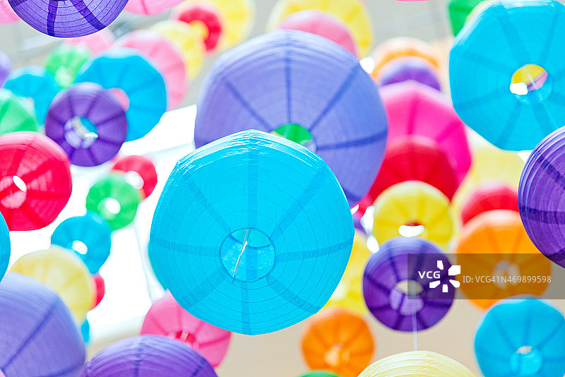 彩色纸灯笼图片素材