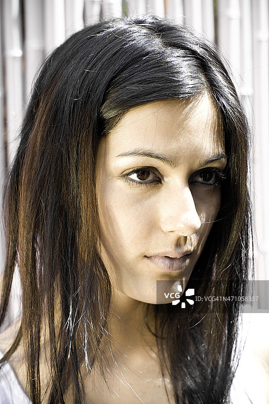 年轻的女孩图片素材