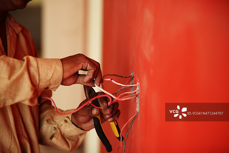 电工维修开关图片素材