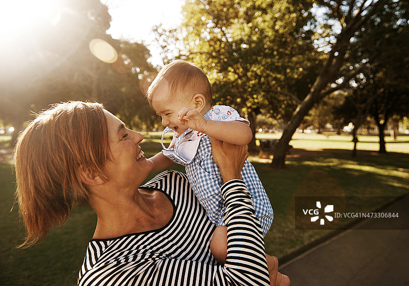 与可爱的人共度美好时光图片素材