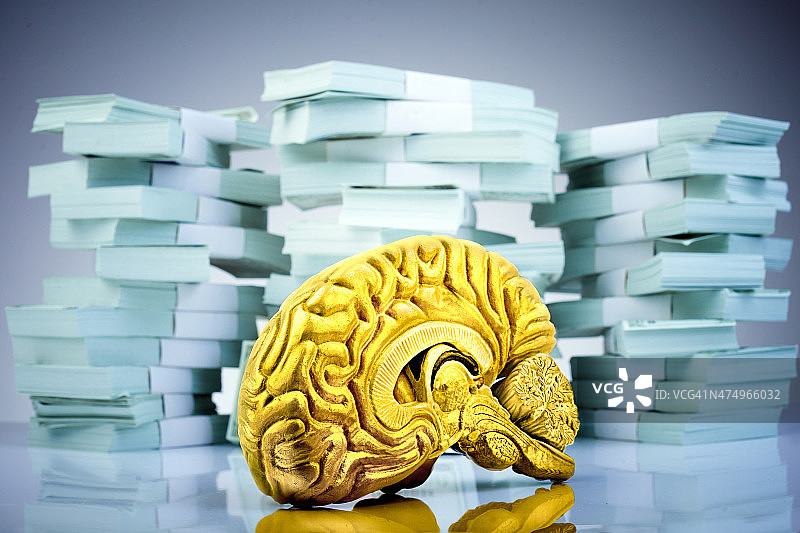 金色大脑图片素材