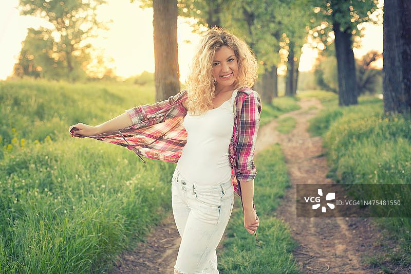 乡村女孩图片素材