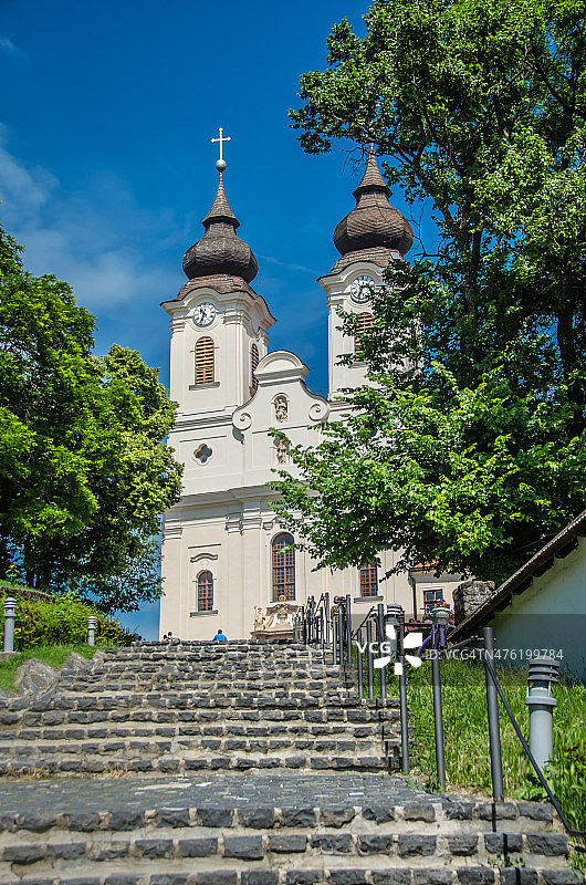 匈牙利蒂豪尼教堂的巴洛克尖顶图片素材