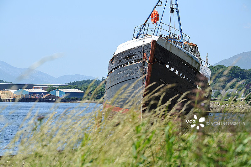 废弃的船只图片素材