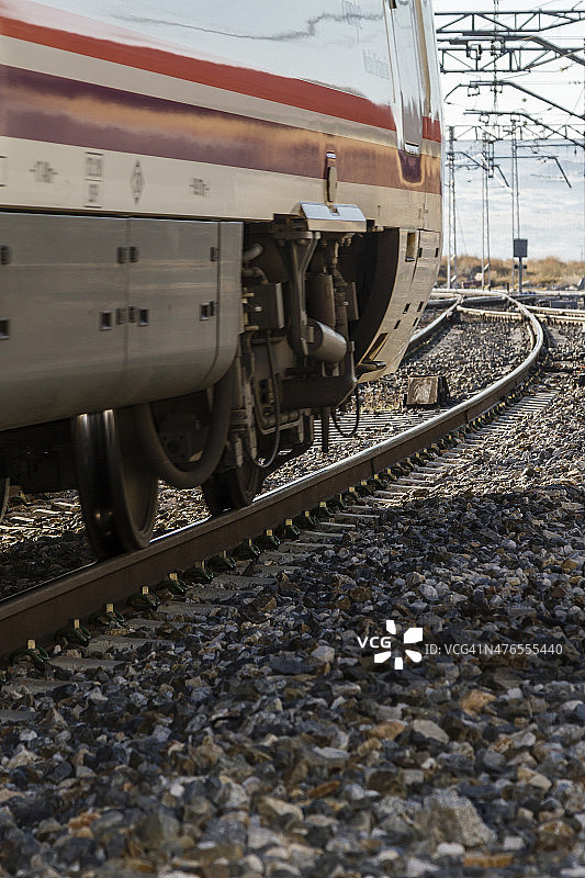 车站附近的火车轨道图片素材