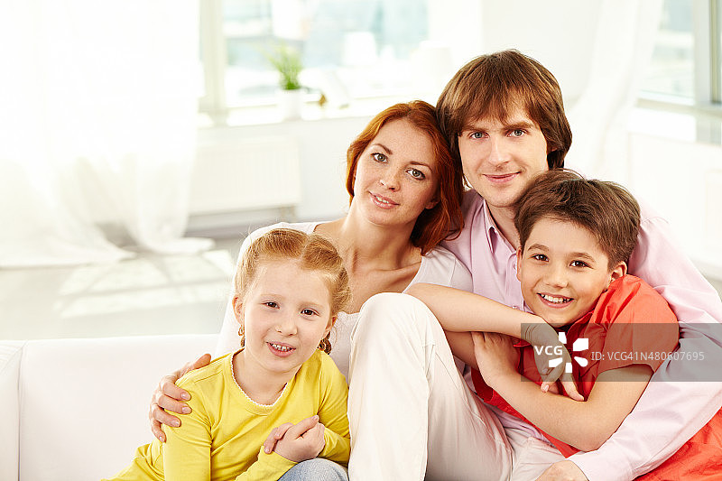 家庭至上图片素材