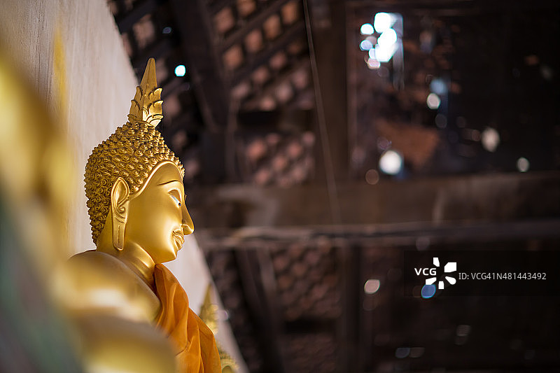 金色佛像群图片素材