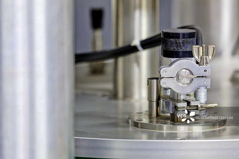 物理实验室中的机械细节图片素材