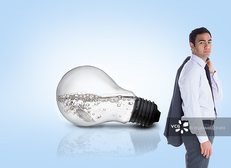 表情严肃的商人站在那里的合成图像图片素材