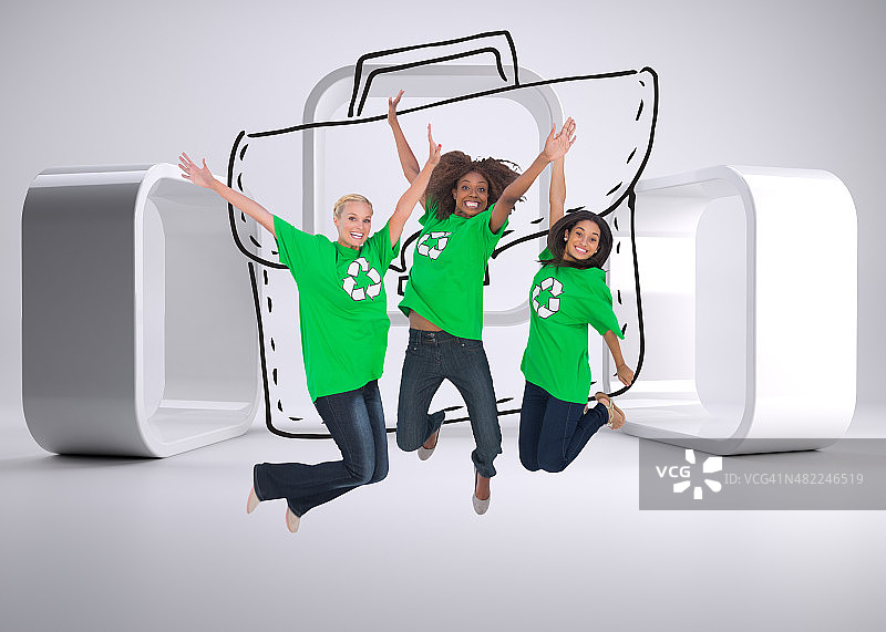 环保人士跳跃欢笑合成图图片素材