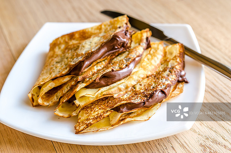 巧克力奶油可丽饼图片素材