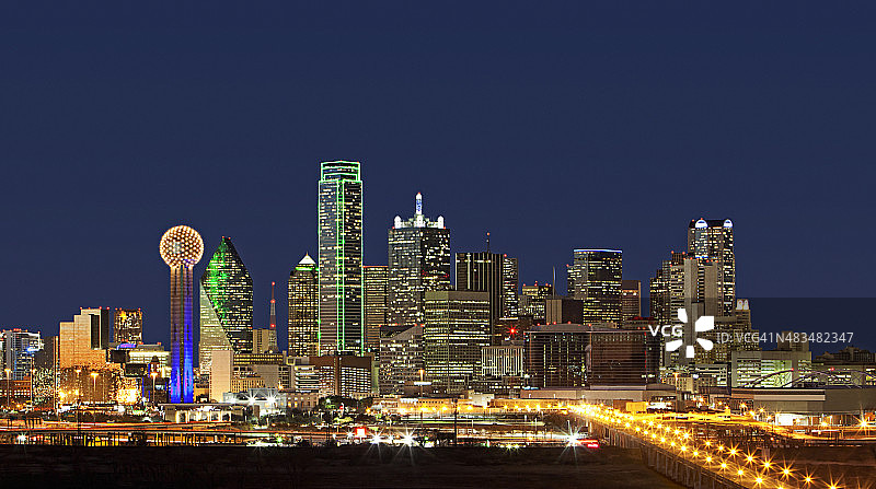 达拉斯，德克萨斯州天际线图片素材