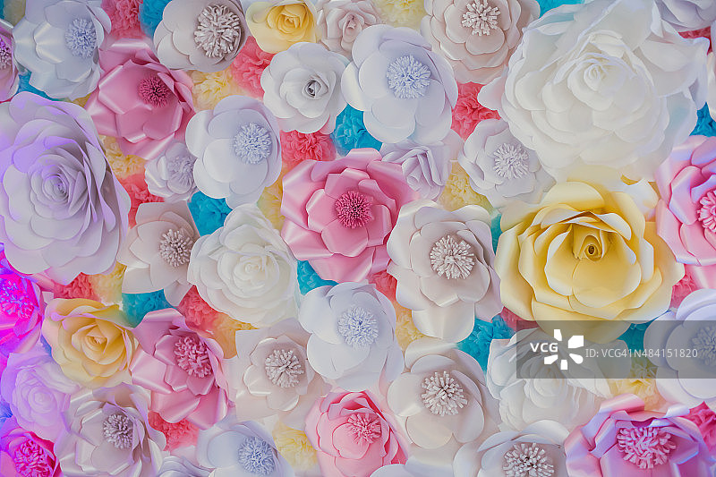 由不同颜色的玫瑰组成的墙壁背景图片素材